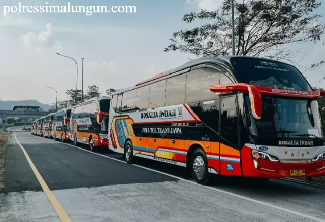 Bus Rosalia Indah Ugal-Ugalan di Tol, Publik Soroti Keselamatan